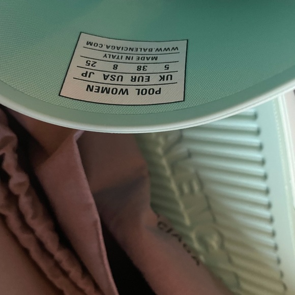 Balenciaga slide sandals - Picture 7 of 8